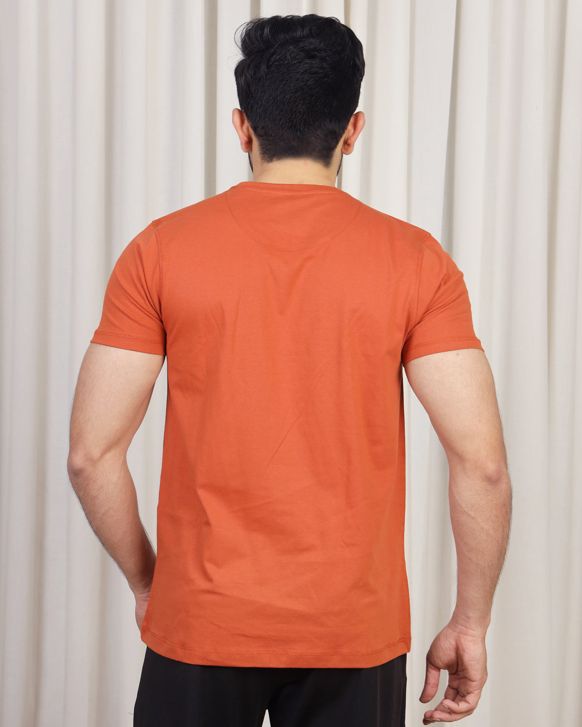    orange tshirt